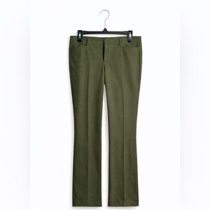 Women’s Liverpool Jeans Company size 12/31 army green dress pants.